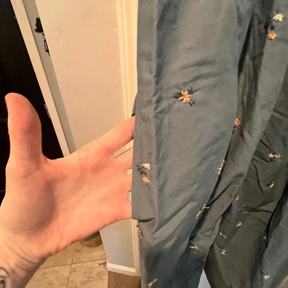 ~Universal Thread~ Dress - Large - Picture 3 of 9